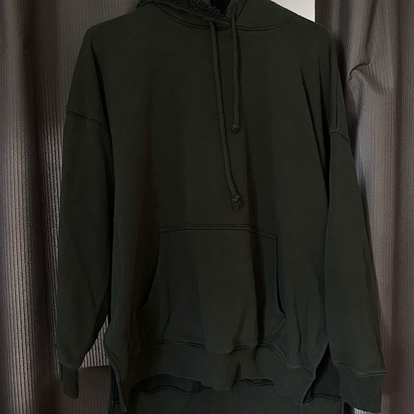SOLD - American Eagle Oversized Hoodie - Picture 2 of 3